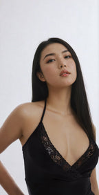 Double Layer Black Lace Trim Halterneck Top