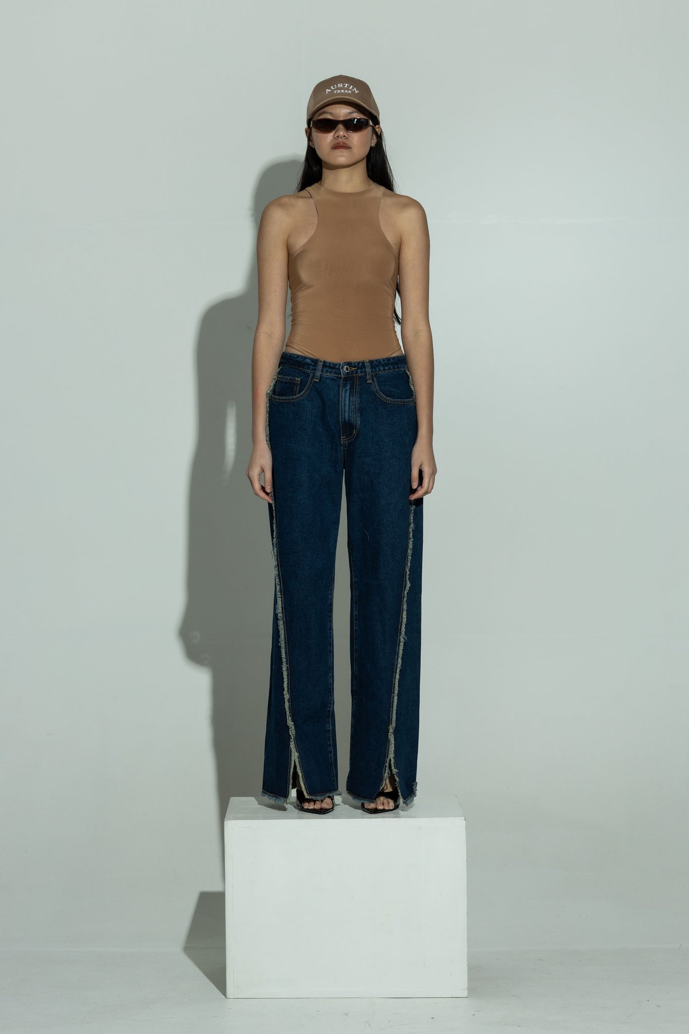 SCULPT double layer racer neck body camel