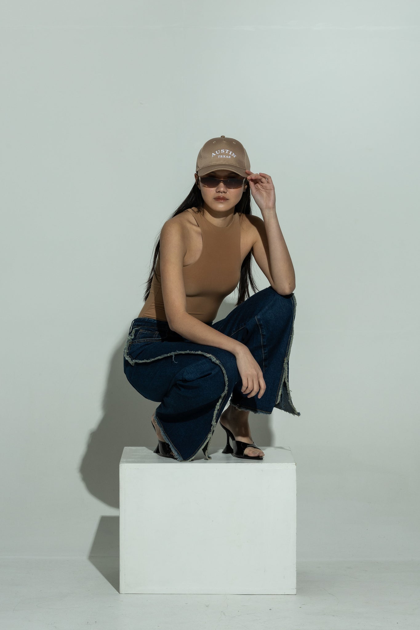 SCULPT double layer racer neck body camel