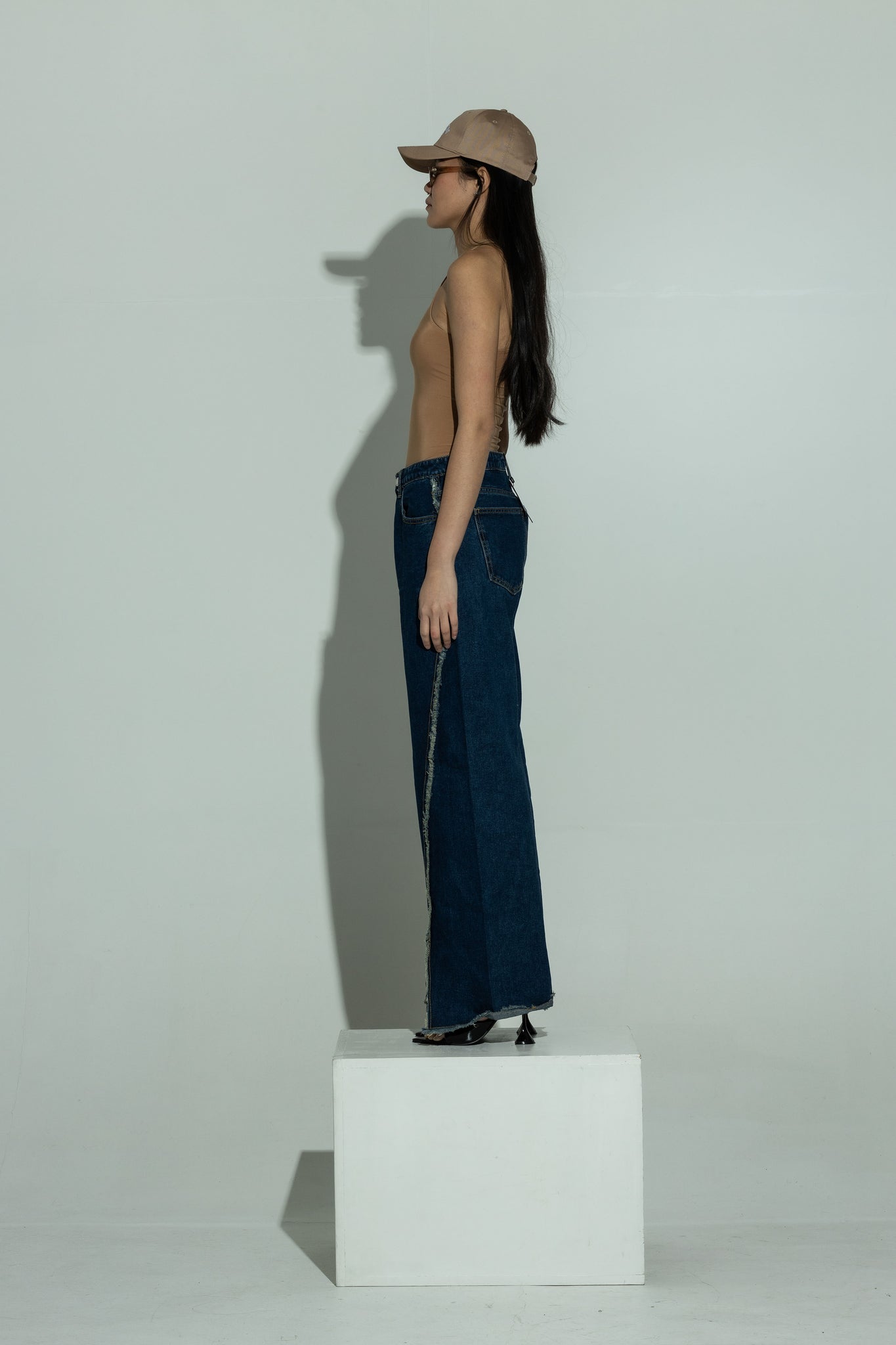SCULPT double layer racer neck body camel